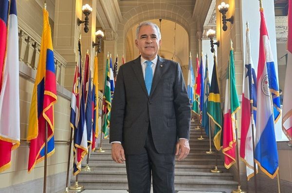 Dirigente del PRM integrará misión de observadores de la COPPPAL en elecciones presidenciales de Bolivia