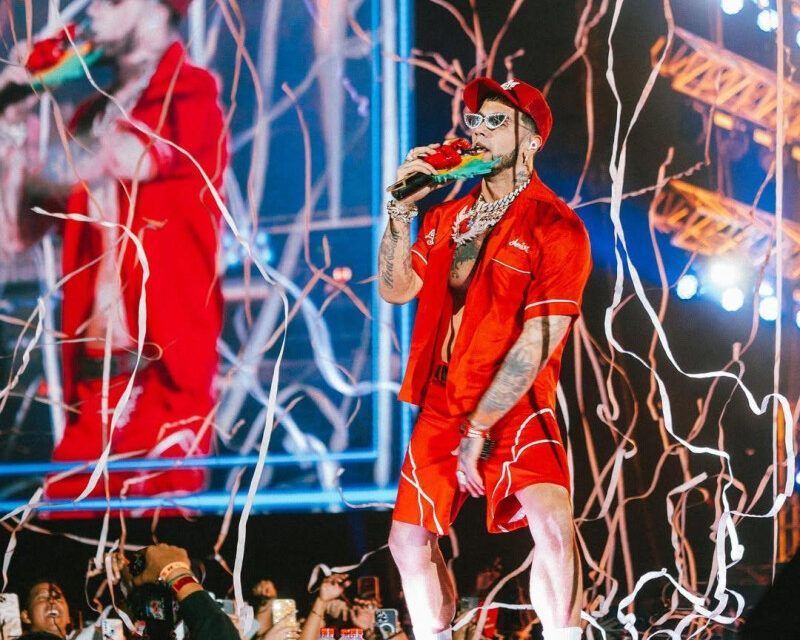 Cancelan participación de Anuel AA en juego de celebridades tras tiroteo en el Choliseo
