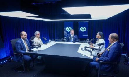 Ministro asegura país es reconocido en el mundo por la paz social y la estabilidad