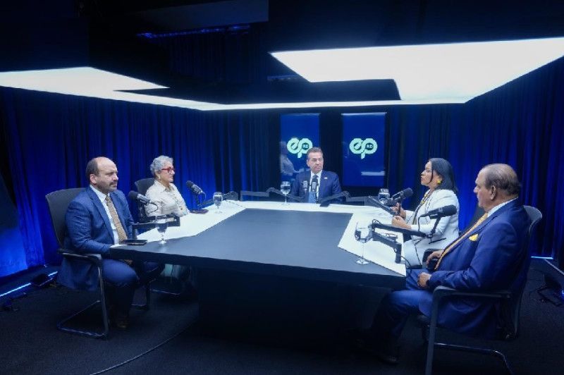 Ministro asegura país es reconocido en el mundo por la paz social y la estabilidad