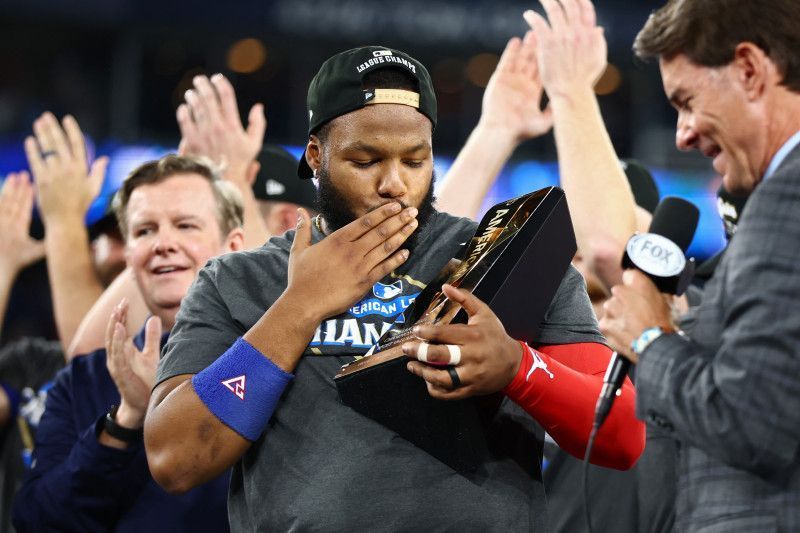 Toronto a la Serie Mundial por primera vez desde el 1993, Vladimir Guerrero Jr. gana el MVP