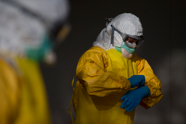 OMS eleva a 43 el número de muertos por el último brote de ébola en la RD del Congo