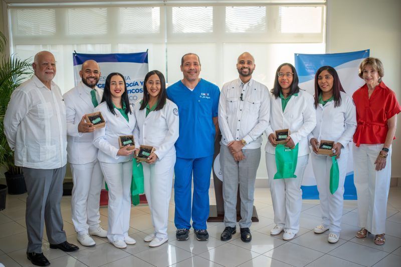 Centro Médico Central Romana se convierte en primer hospital docente con residencia médica en emergencias
