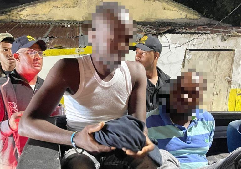 Migración realiza interdicciones en Friusa y detiene a 69 nacionales haitianos