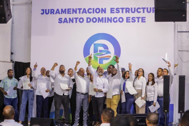 Partido País Posible juramenta directiva de Santo Domingo Este
