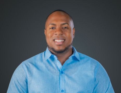 Rafael Green anuncia su aspiración a la presidencia de la Juventud del PRM de SDE