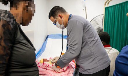 Migración fortalece atención médica y protección a niños en el Centro de Haina