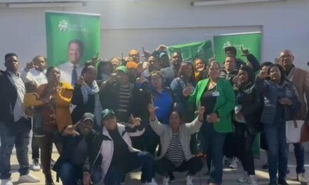 Presidente de FP en Abruzzo recorre Italia para promover a líder del partido. Leonel Fernández