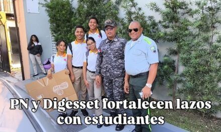 Policía Nacional y DIGESETT fortalecen lazos con estudiantes de la Escuela Parroquial Santa Rita