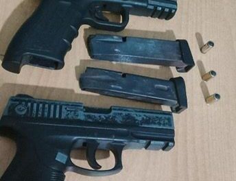 Policía Nacional detiene en flagrante a hombre con dos armas de fogueo durante patrullaje preventivo