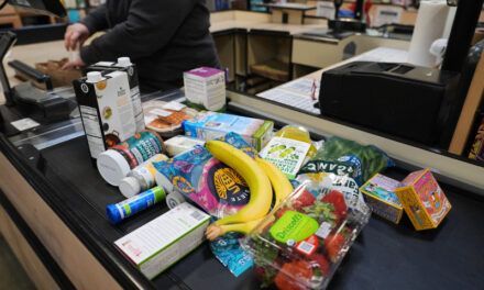 Suprema Corte y Congreso debaten ayuda de alimentos