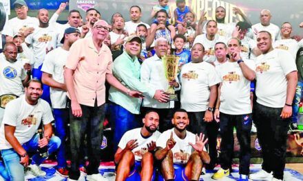 Mauricio Báez gana su tercer título seguido en el TBS Distrito