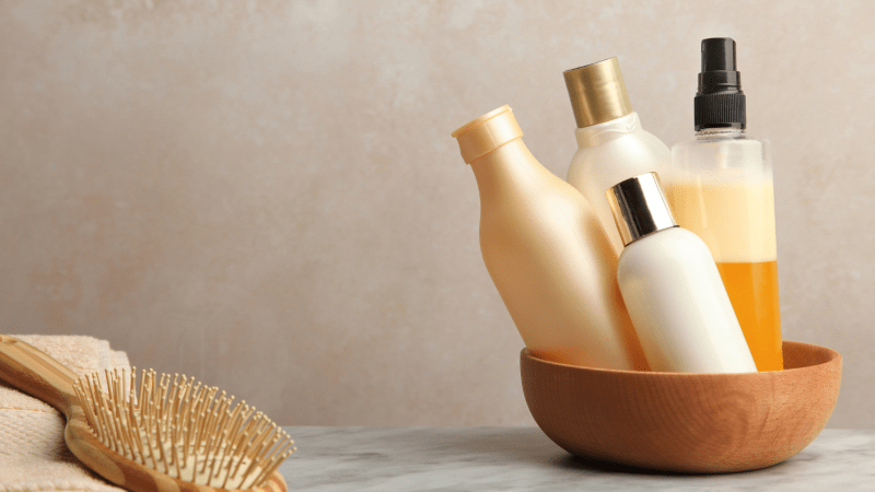 El químico oculto en perfumes y champús que podría dañar su salud, según especialista