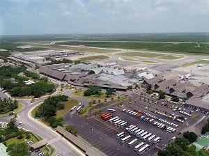La robusta conectividad aérea y marítima de RD, imán para la inversión