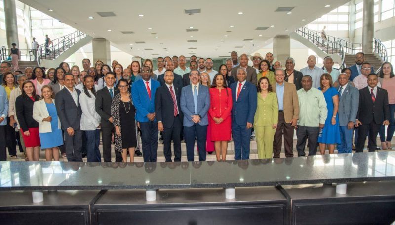 Candidatos a la Escuela de Informática respaldan a Jorge Asjana David como rector de la UASD