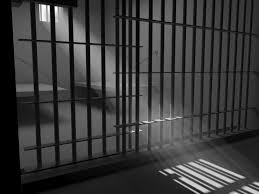 Arrestan a uno de tres implicados en robo a banca deportiva de Barahona