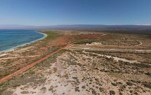 Investigan las sedes de la constructora del aeropuerto de Pedernales