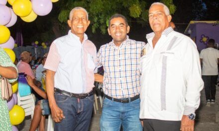 Dirigentes del PLD en Bahoruco refuerzan unidad en cena aniversario