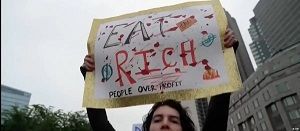 Por qué comer a los ricos no cambiará el mundo