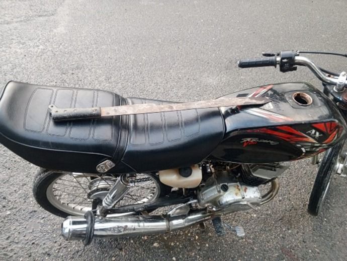 Policía recupera motocicleta y arma blanca tras intervención preventiva en hatillo
