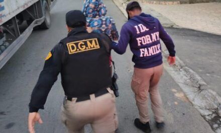La Migración y fuerzas de seguridad detuvieron este jueves 1,204 personas en condición irregular