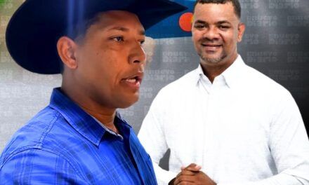 Regidores de Bayaguana acusan a alcalde de favoritismo para entrega de bonos navideños