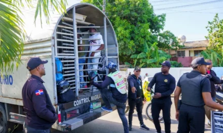 Migración detuvo 1,979 y deportó 2,611 extranjeros ilegales en operativos del fin de semana