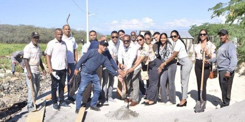 Alcaldía de Mella inicia plan integral de construcción y expansión de Aceras