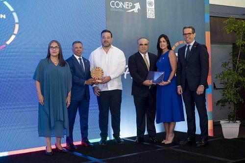 Programa Fomenta Pymes Banreservas es reconocido como modelo de negocio