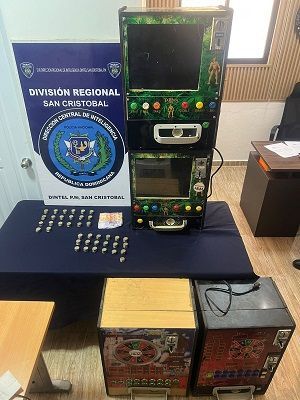 DINTEL ejecuta allanamiento en Madre Vieja y ocupa máquinas tragamonedas ilegales en operativo coordinado