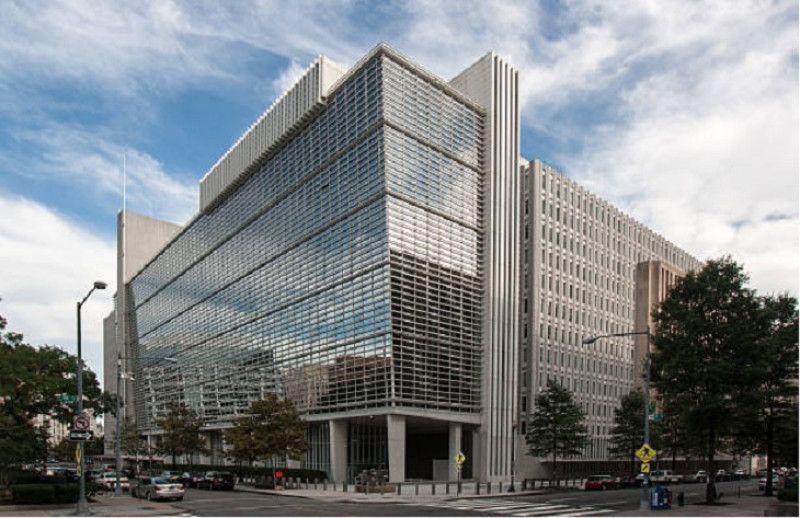 Economistas consideran que proyecciones del Banco Mundial no responden al panorama nacional