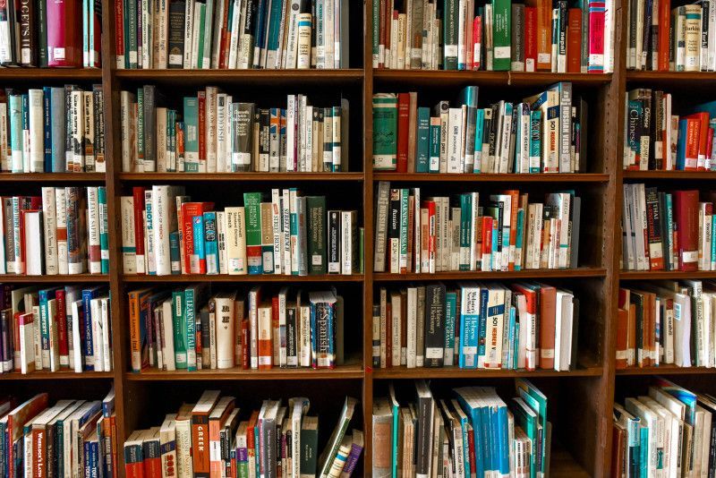 Tips para reavivar tu amor por los libros y leer más este 2026