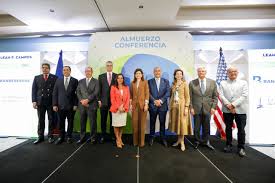 Vicepresidenta Raquel Peña y embajadora Leah Campos coinciden en la visión de Santiago como motor del desarrollo nacional