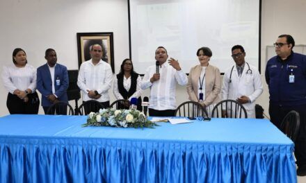 Landrón dice deja superávit histórico de más de RD$300 millones en Ney Arias Lora