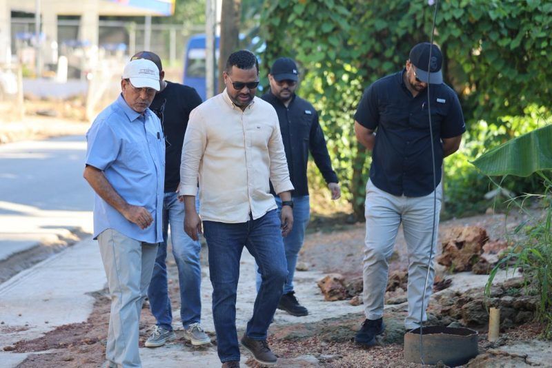 RD Vial y Alcaldía de Las Terrenas realizan encuentro para mejorar drenaje del Boulevard