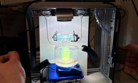 Obtener hidrógeno a partir de agua, luz solar y nanopartículas de plástico conductor