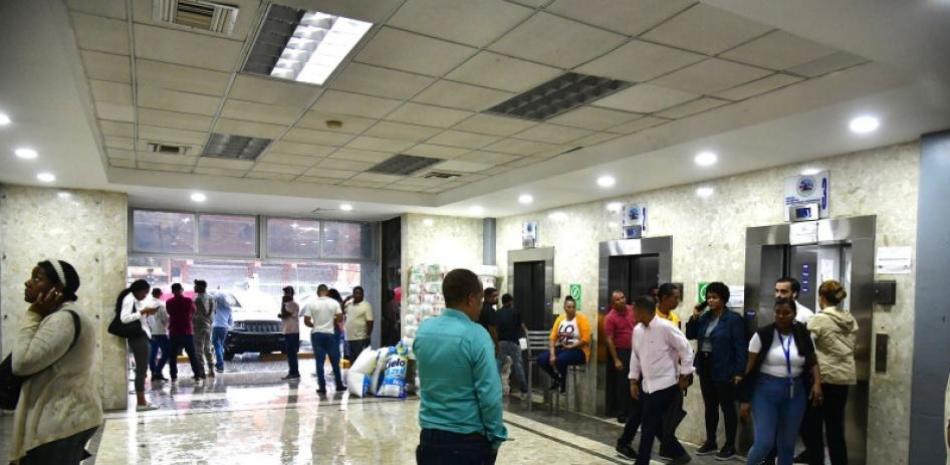Empresarios ven reto está en más productividad, en vez de reducir la jornada