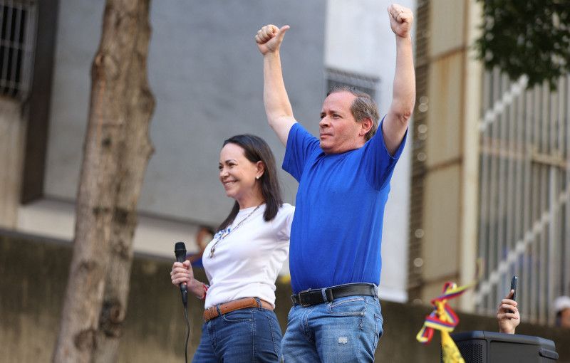 Excarcelan a dos aliados de María Corina Machado