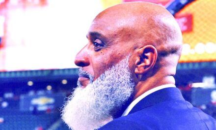 Lío económico y nepotismo provocan la renuncia de Tony Clark