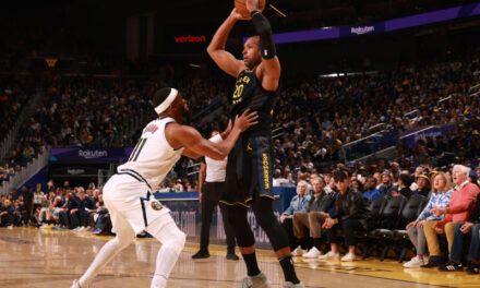 Al Horford encesta 22 puntos con seis y triples y Golden State derrota a Denver