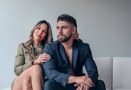 Famosos piden apoyar a Beta Mejía y Alejandra Jaramillo en reality de parejas de ViX (Univisión)