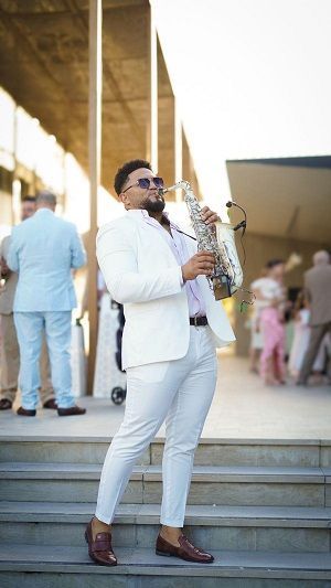 Darling Sax es considerado por la plataforma Google, como el mejor saxofonista para bodas en la República Dominicana