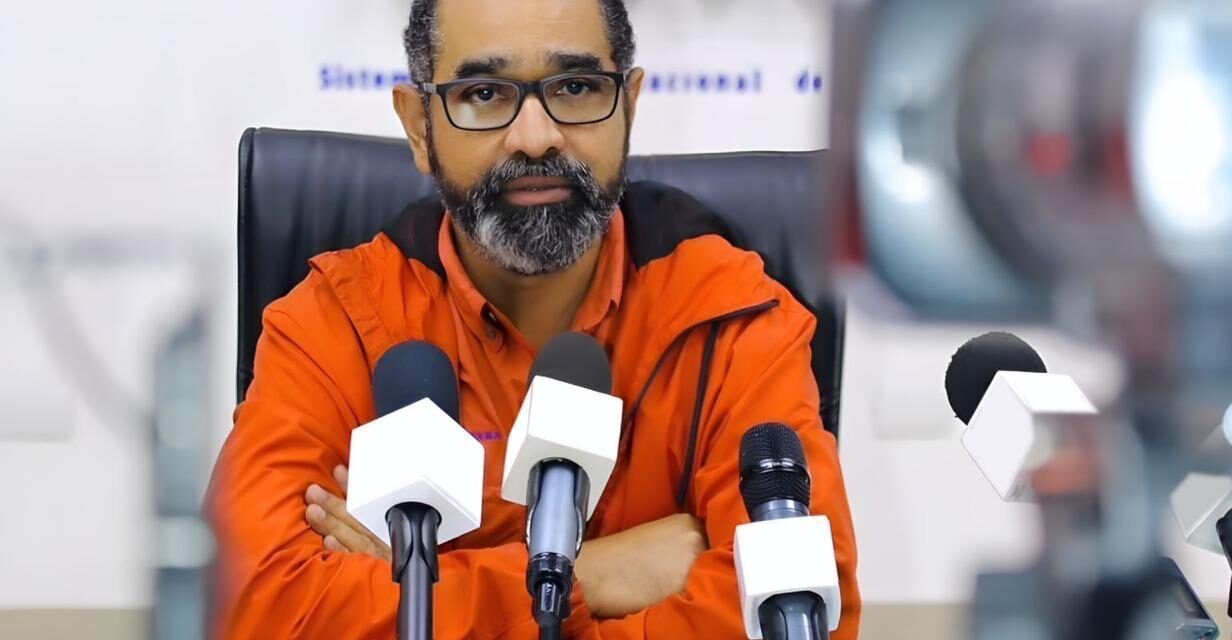 Defensa Civil responde a situaciones por lluvias en varias provincias del país