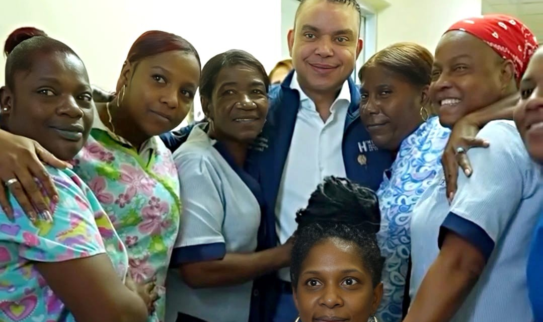Julio Landrón fortalece supervisión hospitalaria con visita a la Maternidad Nuestra Señora de La Altagracia