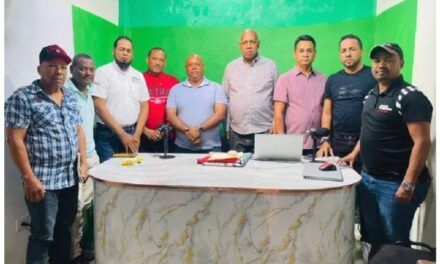 Organizaciones de Manzanillo crean frente común en defensa ambiental, socio productiva y territorial y sostienen diálogo con el MICI del BID  