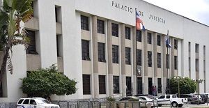 Justicia convierte proceso por conflicto familiar en acción penal privada.