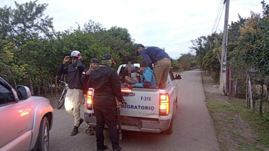 Migración detiene y deporta a más de 5,000 extranjeros en operativos simultáneos