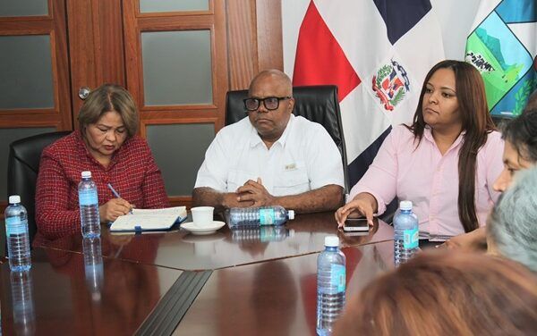 San Cristóbal presenta Mesa de Sostenibilidad para proteger emblemático Boulevard de las Estrellas