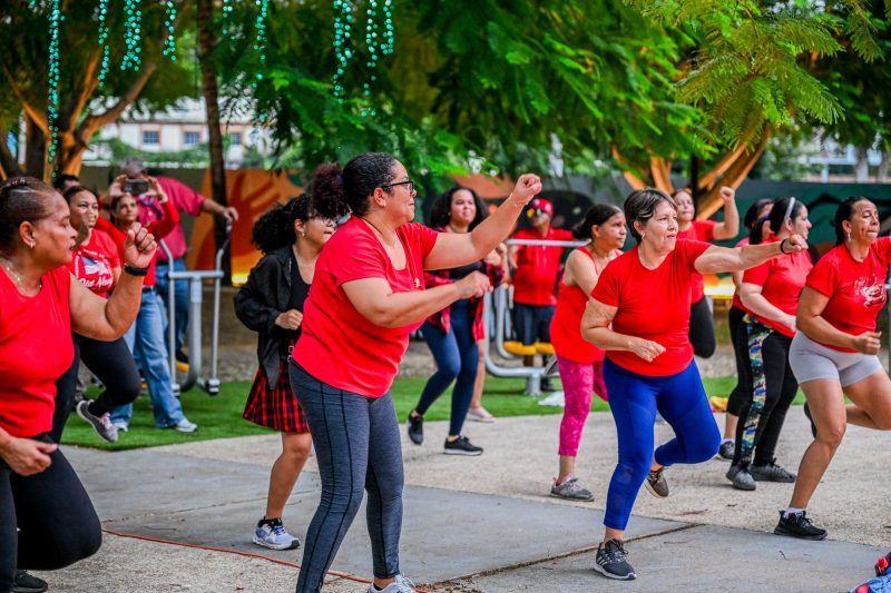 Alcaldía realiza “Zumbaton Ritmo, Salud y Alegría en Santiago”