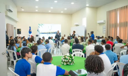 El programa ECORETO fomenta la participación ciudadana en proyectos de conservación promovidos por la alcaldía.